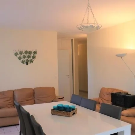 Royan, 3 Pieces, 4 Personnes - Fr-1-305-1368 アパート *